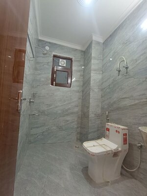 Bathroom in 3 BHK Builder Floor at Sector 57 – for Rent