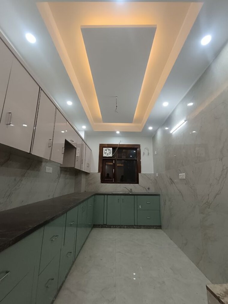 Kitchen, sector 57 3 Bedroom 1700 Sq.Ft. Builder Floor In Sector 57 Noida 9979453