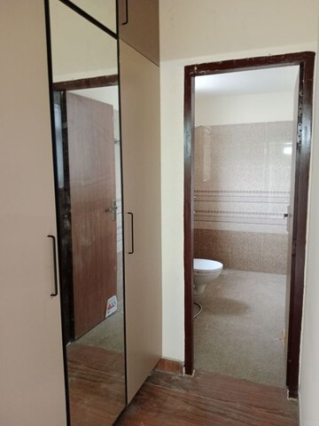 Room in 2 BHK Apartment at Ansals Sushant City – for Rent