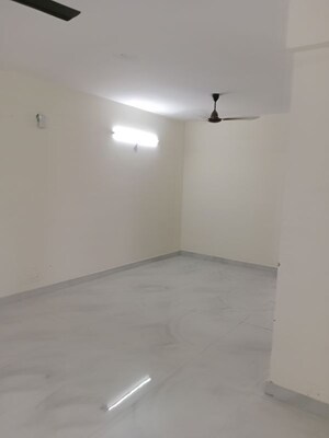 Room in 2 BHK Apartment at Ansals Sushant City – for Rent