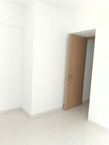 Room in 2 BHK Apartment at Lodha Palava Orchid M N O, Dombivli West – for Rent