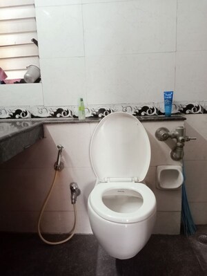 Bathroom in 2 BHK Apartment at K Raheja Heights, Malad East – for Sale