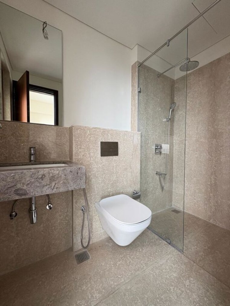 Washroom, piramal-mahalaxmi 3 Bedroom 1380 Sq.Ft. Apartment In Mahalaxmi Mumbai 9979559