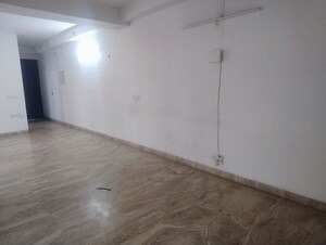 Room in 3 BHK Apartment at Supertech Araville, Sector 79 – for Rent