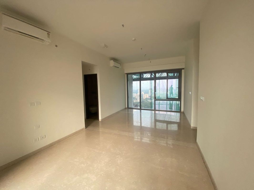 3 BHK + Servant Room Apartment For Rent in Piramal Mahalaxmi