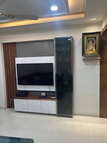 Room in 3 BHK Apartment at Scheme 78 – for Rent