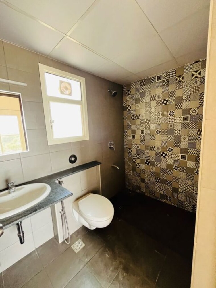 Bathroom, sobha-dream-gardens 2 Bedroom 1050 Sq.Ft. Apartment In Thanisandra Main Road Bangalore 9979657