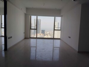 Room in 3 BHK Apartment at Lodha Kiara, Worli – for Rent