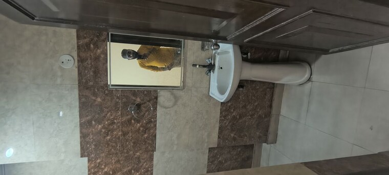 Kitchen, panchsheel vihar 3 Bedroom 1080 Sq.Ft. Builder Floor In Panchsheel Vihar Delhi 9979682