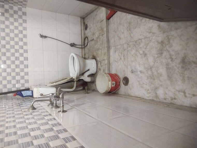  Parking, mianwali colony 1 Bedroom 100 Sq.Yd. Independent House In Mianwali Colony Gurgaon 9979733