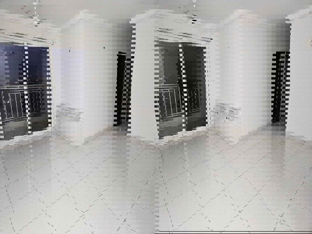 3 BHK 1500 Sq.Ft. Apartment in Puravankara Palm Beach