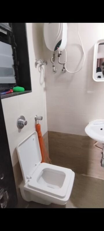 Bathroom in 1 BHK Apartment at Siddharth Mahal, Lower Parel – for Rent