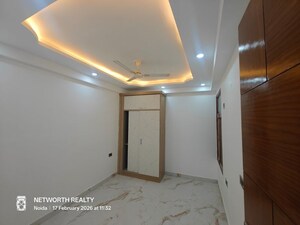Bedroom in 3 BHK Builder Floor at Sector 73 – for Sale