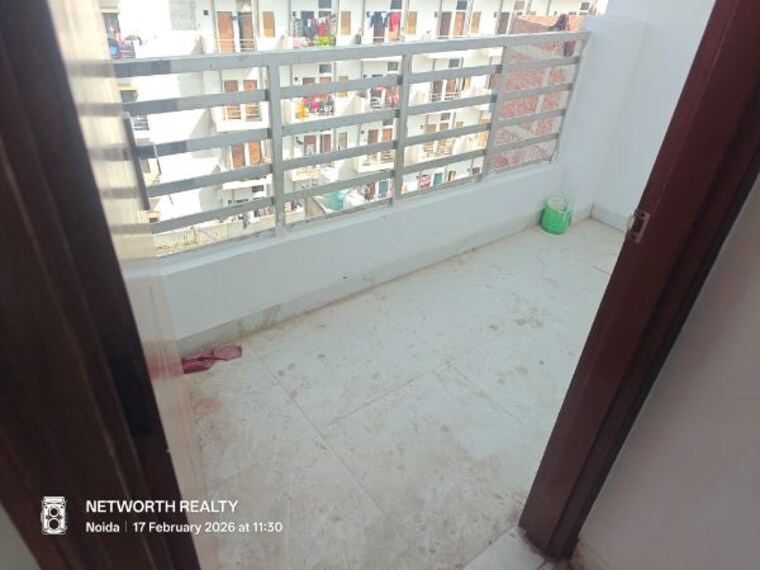 Balcony, sector 73 3 Bedroom 1425 Sq.Ft. Builder Floor In Sector 73 Noida 9979794