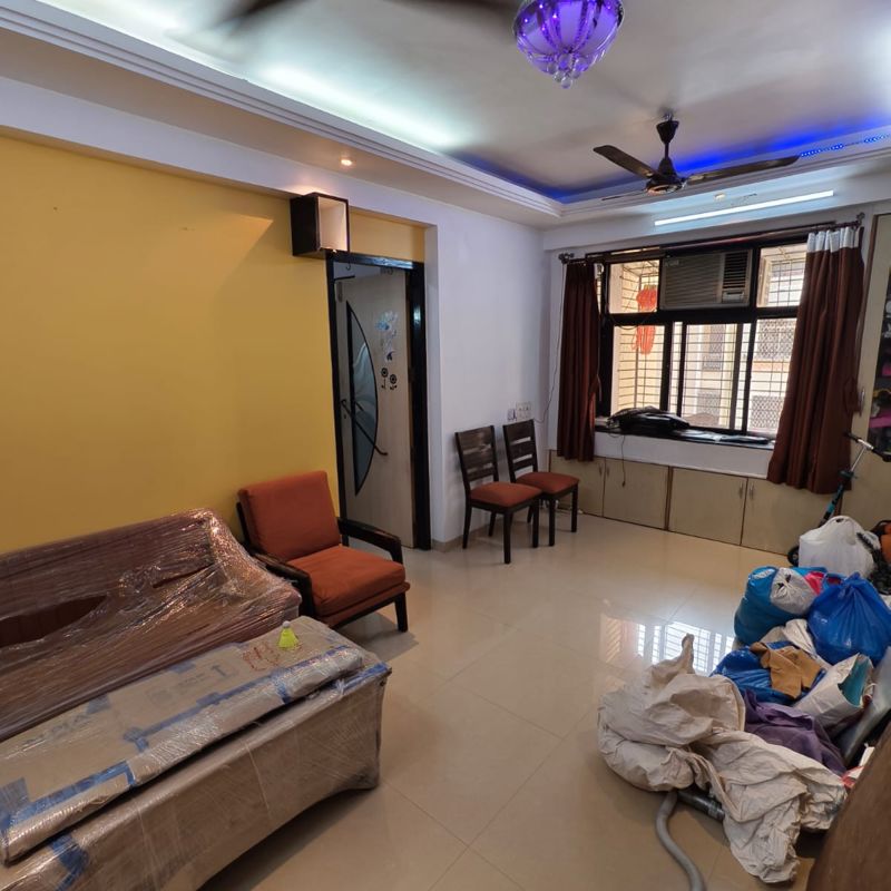 1 BHK 585 Sq.Ft. Apartment in Redwoods CHS