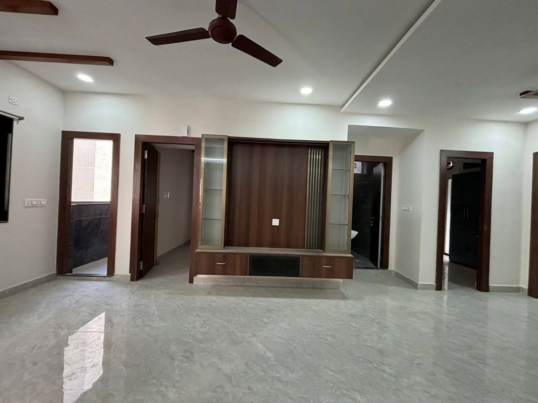 2 BHK + Pooja Room Apartment For Rent in Kondapur