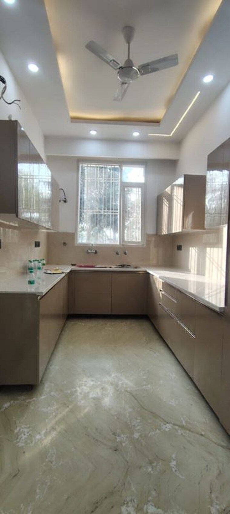 Kitchen, green fields colony 3 Bedroom 200 Sq.Yd. Builder Floor In Green Fields Colony Faridabad 9979842