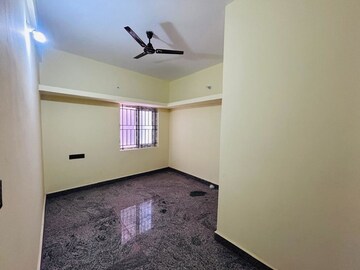 Room in 1 BHK Builder Floor at Jeevan Bima Nagar – for Rent