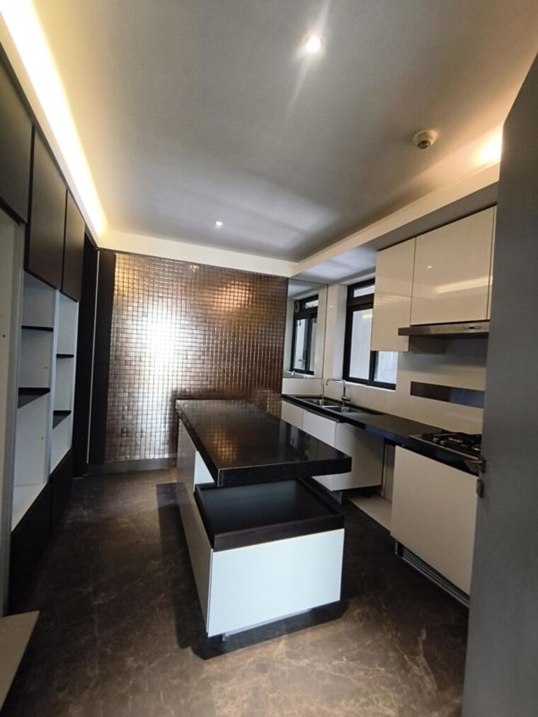 Kitchen, lodha-trump-tower 5 Bedroom 2000 Sq.Ft. Apartment In Worli Mumbai 9979839