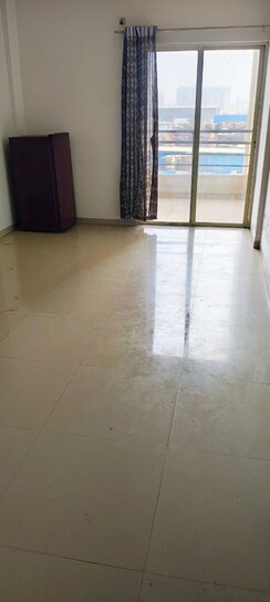 2 BHK Apartment For Rent in Jalan Aura County Pune