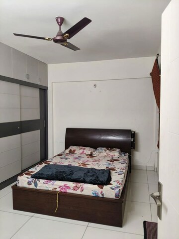 2 BHK Apartment For Rent in Mahaveer Celesse, Hunasamaranahalli