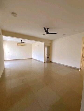4 BHK Apartment For Rent in Emaar Emerald Floors Premier, Sector 65