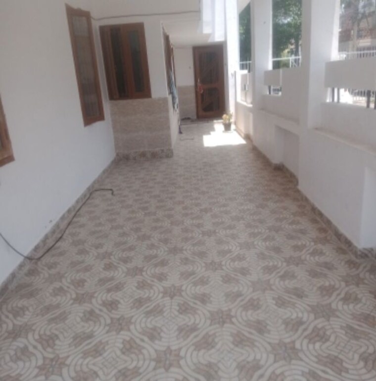 Room, aliganj 2 Bedroom 2200 Sq.Ft. Villa In Aliganj Lucknow 9979904