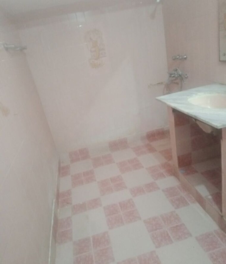 Bathroom, aliganj 2 Bedroom 2200 Sq.Ft. Villa In Aliganj Lucknow 9979904