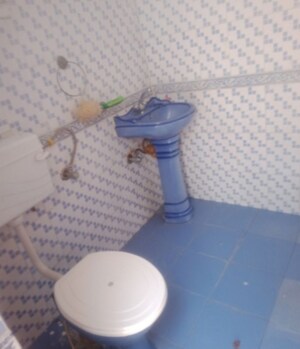 Bathroom in 2 BHK Villa at Aliganj – for Rent