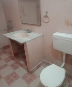 Bathroom in 2 BHK Villa at Aliganj – for Rent