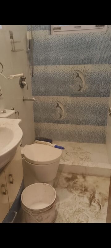 Bathroom in 3 BHK Apartment at Vasant Kunj – for Sale