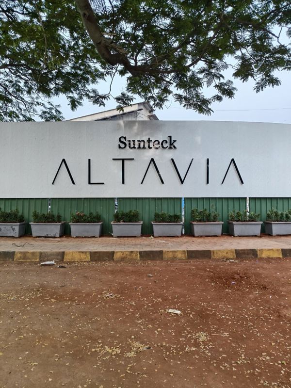 4 BHK Apartment For Sale in Sunteck City Avenue 5