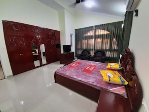 Bedroom in 3 BHK Villa at Dona Paula – for Rent