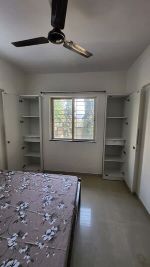 Room in 2 BHK Apartment at Jalan Aura County Pune, Wagholi – for Rent