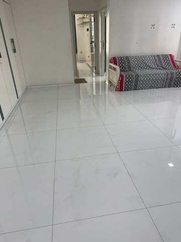 Bathroom in 2.5 BHK Apartment at Oberoi Realty Woods, Goregaon East – for Rent