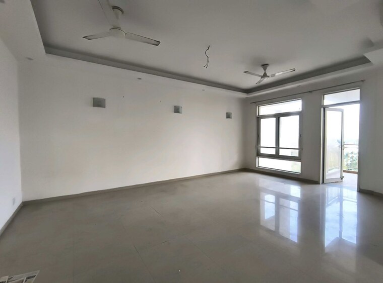 Room, jaypee-green-pavillion-heights 3 Bedroom 2000 Sq.Ft. Apartment In Sector 128 Noida 9979925