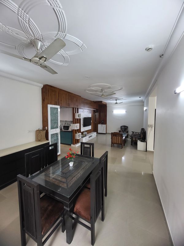 3 BHK + Pooja Room,Servant Room,Study Room Apartment For Rent in Antriksh Golf View