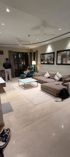 2 BHK + Pooja Room Apartment For Rent in Lodha The Park