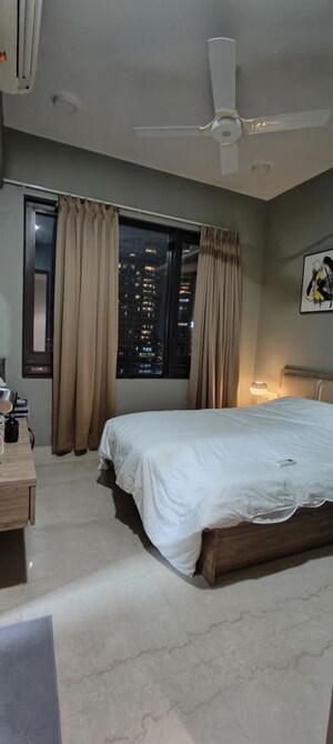 Bedroom in 2 BHK Apartment at Lodha The Park, Worli – for Rent