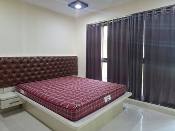 Bedroom in 4 BHK Apartment at Banjara Hills – for Rent
