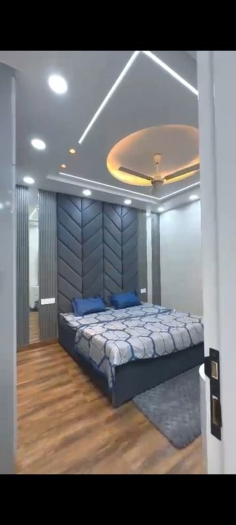 Bedroom, uttam nagar 4 Bedroom 140 Sq.Yd. Builder Floor In Uttam Nagar Delhi 9955343