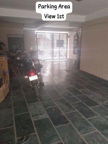 Parking in 3 BHK Builder Floor at Kohat Enclave – for Rent