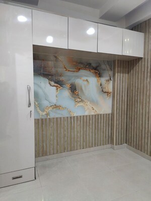 Room in 2 BHK Builder Floor at Indrapuram – for Rent