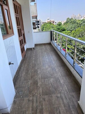 Balcony in 2 BHK Builder Floor at Ardee City, Sector 52 – for Rent