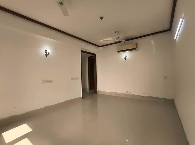 Room, jaypee-imperial-court 3 Bedroom 2650 Sq.Ft. Apartment In Sector 128 Noida 9980032