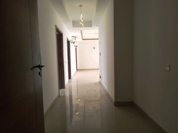 Building Lobby in 3 BHK Apartment at Jaypee Imperial Court, Sector 128 – for Rent