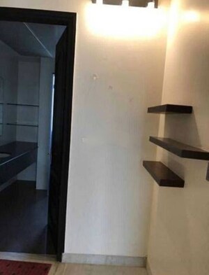 Building Lobby in 3 BHK Apartment at Hazratganj – for Rent