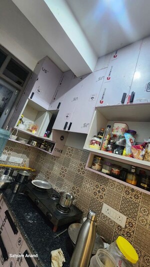 Master Bedroom in 2 BHK Independent House at Sector 27 – for Rent