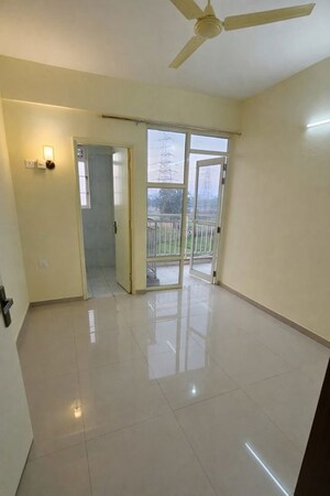 3 BHK Apartment For Rent in Pyramid Altia, Sector 70