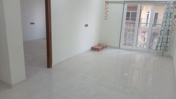 Room in 3 BHK Apartment at Mhada 24 LIG Apartments, Goregaon West – for Rent